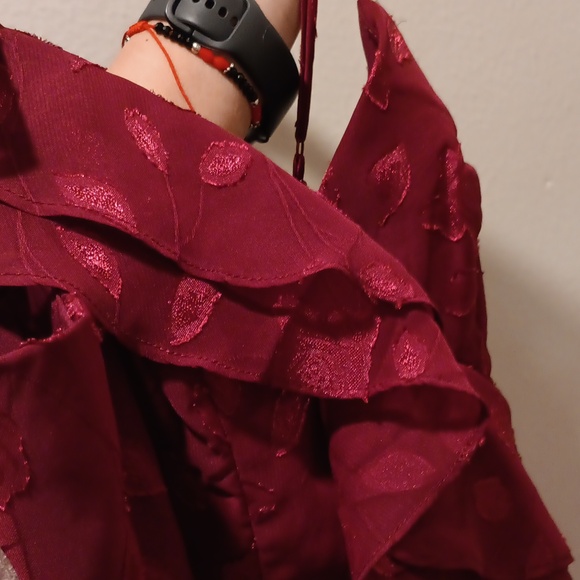 Lulus - Picture 3 of 3